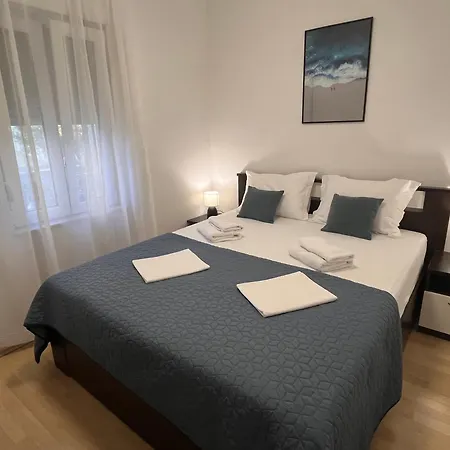 Apartamento Radenka Zafron Vodice